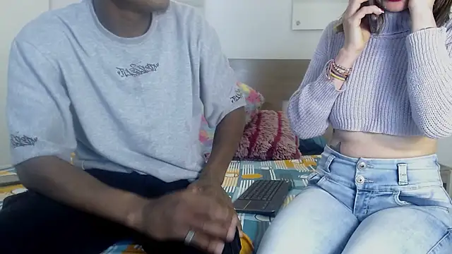 Ebony N Blonde online show from April 2026 12:06:02 AM