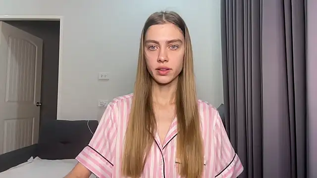 SonyaScarlett online show from March 2026 09:28:01 PM