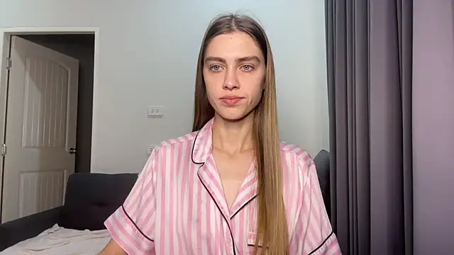 SonyaScarlett online show from March 2026 10:10:01 PM