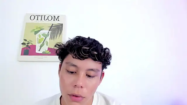 chico medusa online show from April 2026 07:48:01 PM
