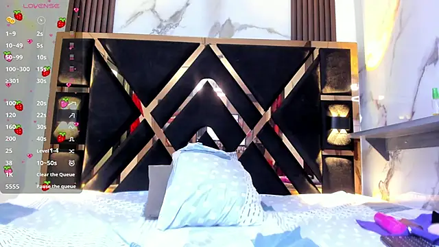 dajacatt online show from April 2026 07:07:02 PM