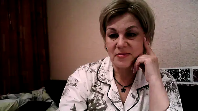 TatkaYang online show from April 2026 07:18:01 PM