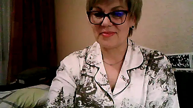 TatkaYang online show from April 2026 07:42:01 PM