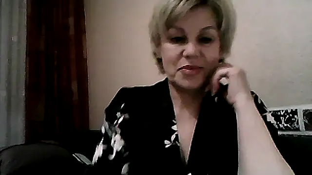 Snapshot of TatkaYang chatting on May 2026 07:01:02 PM TatkaYang online show from May 2026 07:01:02 PM