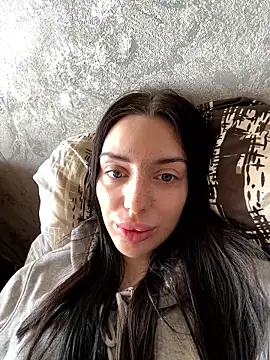 MishellKins online show from April 2026 09:01:01 AM