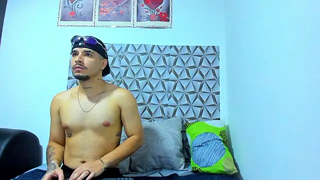 Leon Hotx online show from March 2026 07:14:01 PM