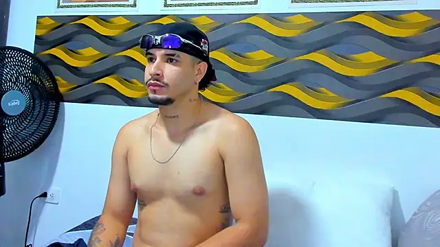 Leon Hotx online show from March 2026 06:42:01 PM