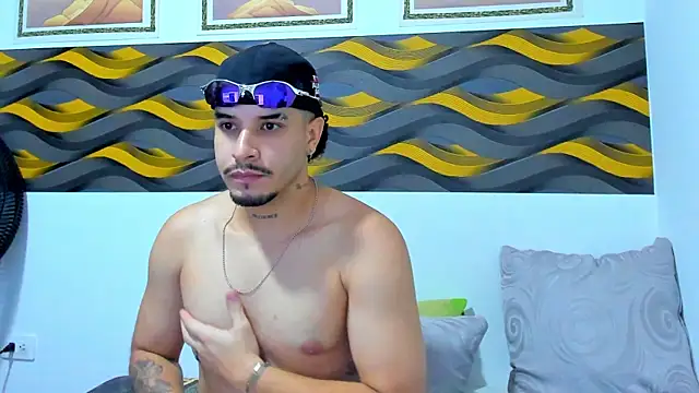 Leon Hotx online show from March 2026 07:24:02 PM