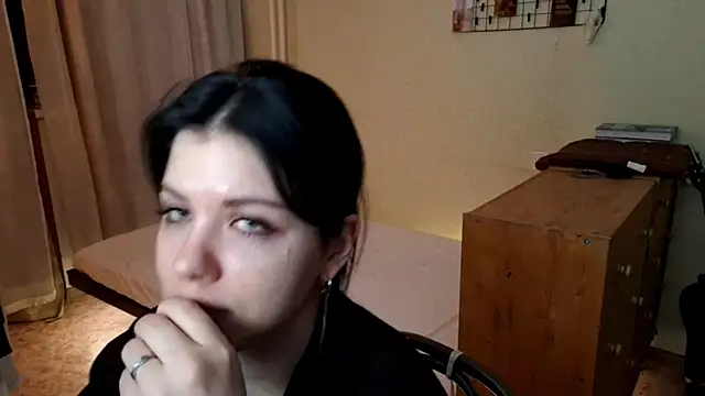 MiaTemptress online show from March 2026 01:42:01 PM