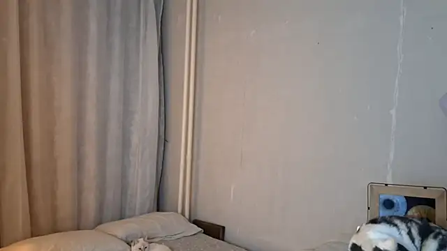 MiaTemptress online show from April 2026 02:30:01 PM