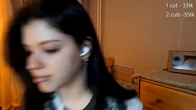 MiaTemptress online show from April 2026 01:59:02 PM