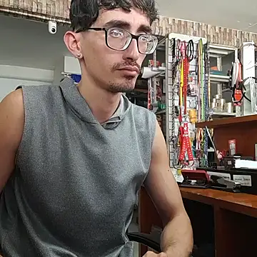 jhosuamoore online show from May 2026 05:06:01 PM