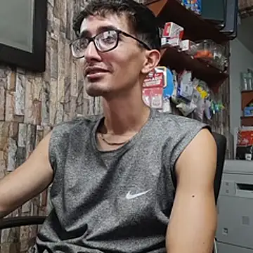 jhosuamoore online show from May 2026 10:17:01 PM
