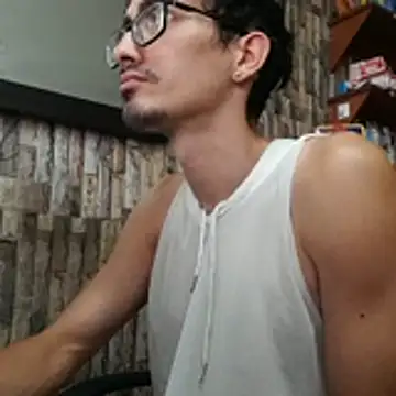 jhosuamoore online show from June 2026 08:14:01 PM