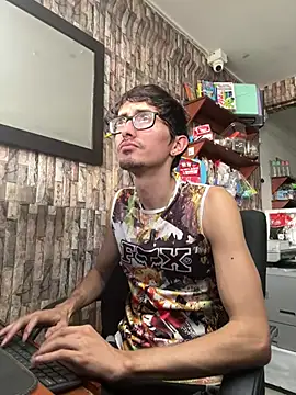jhosuamoore online show from July 2026 08:21:01 PM
