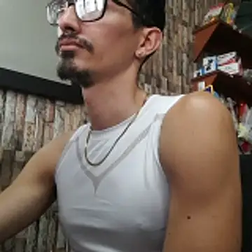 jhosuamoore online show from April 2026 04:31:01 PM