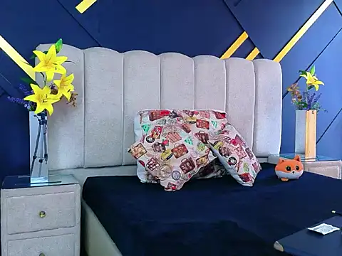 NikiEvanz online show from April 2026 07:59:01 PM