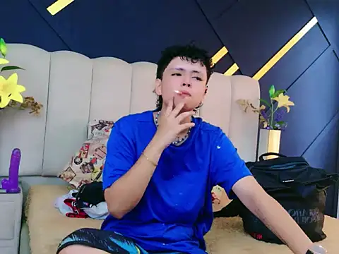 NikiEvanz online show from April 2026 07:15:02 PM