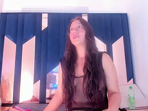 IvonneSkariel online show from March 2026 04:14:02 PM