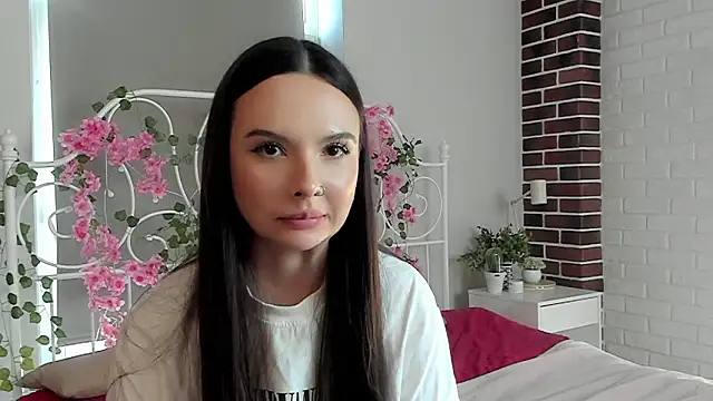 MeghanSkaer online show from March 2026 10:28:02 AM