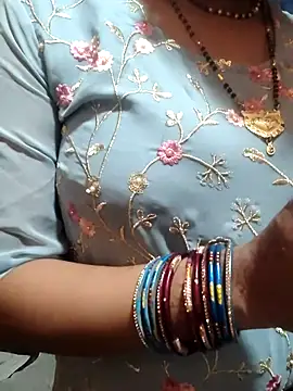 Hot lady234 online show from March 2026 05:02:02 PM