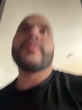 Axel Dominus online show from March 2026 07:04:02 PM