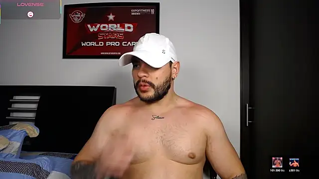 Axel Dominus online show from April 2026 03:10:02 AM