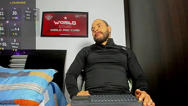 Axel Dominus online show from April 2026 01:06:02 AM