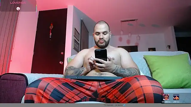 Snapshot of Axel_Dominus chatting on May 2026 02:47:01 AM Axel Dominus online show from May 2026 02:47:01 AM
