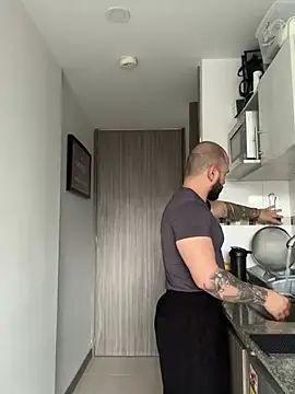 Axel Dominus online show from March 2026 07:03:01 PM