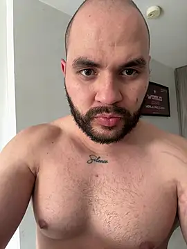 Axel Dominus online show from March 2026 07:02:02 PM