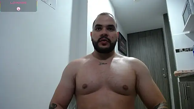 Axel Dominus online show from July 2026 06:47:02 AM