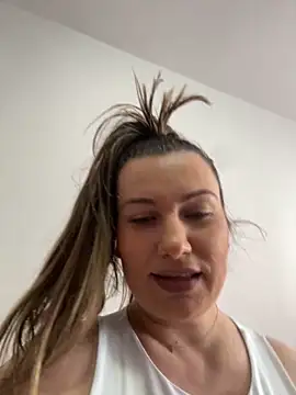 SweetCurvess online show from March 2026 12:45:02 PM