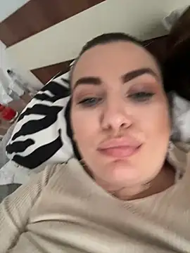 SweetCurvess online show from March 2026 03:35:02 PM