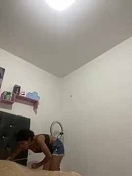 LINDA EF online show from April 2026 12:31:01 PM