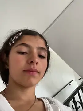 LINDA EF online show from April 2026 12:08:01 PM