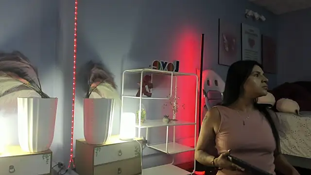 Rachel Wren online show from June 2026 07:24:01 PM