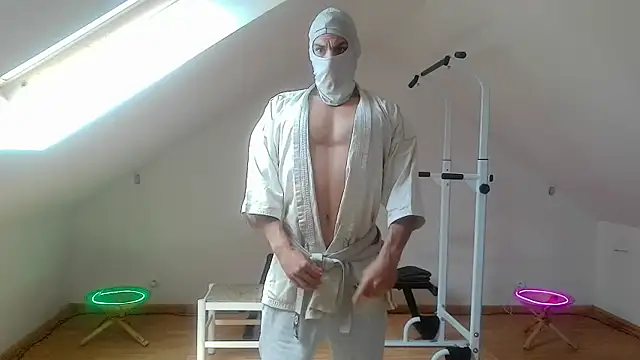 NinjaLaser online show from June 2026 11:49:02 AM