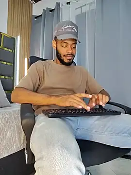 Oliver bigblack cock online show from April 2026 06:33:01 PM