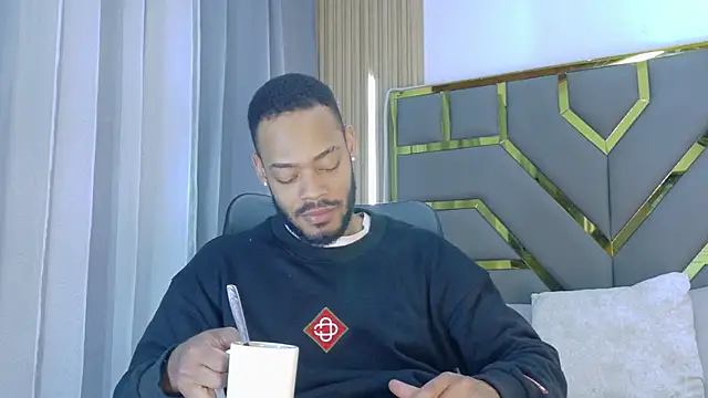 Oliver bigblack cock online show from March 2026 06:08:02 PM