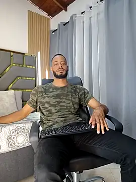 Oliver bigblack cock online show from April 2026 07:33:01 PM