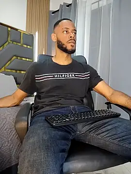 Oliver bigblack cock online show from April 2026 06:02:01 PM