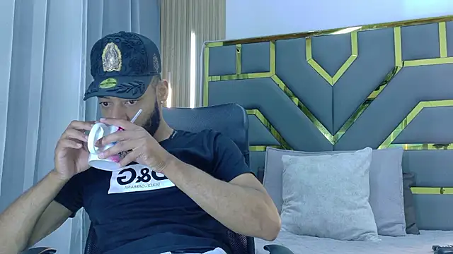 Oliver bigblack cock online show from March 2026 08:57:01 PM