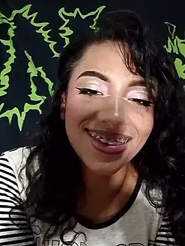 KattyBerryX online show from May 2026 02:37:01 AM