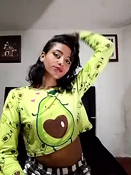 KattyBerryX online show from April 2026 06:20:01 PM