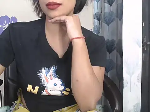 alisharomance online show from April 2026 05:52:02 PM