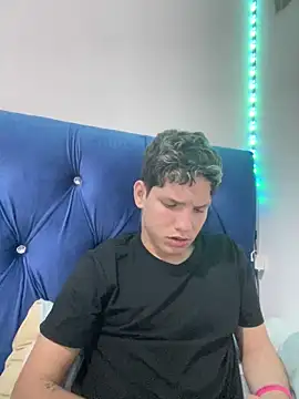 Theus26  online show from March 2026 11:49:01 PM