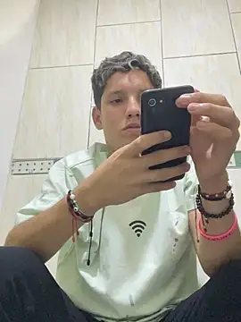 Theus26  online show from March 2026 12:00:02 AM