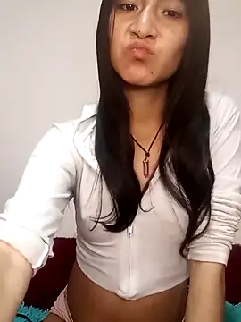 KarolaMendez online show from March 2026 05:03:02 PM