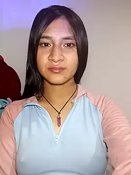 Snapshot of KarolaMendez chatting on July 2026 09:44:02 PM KarolaMendez online show from July 2026 09:44:02 PM